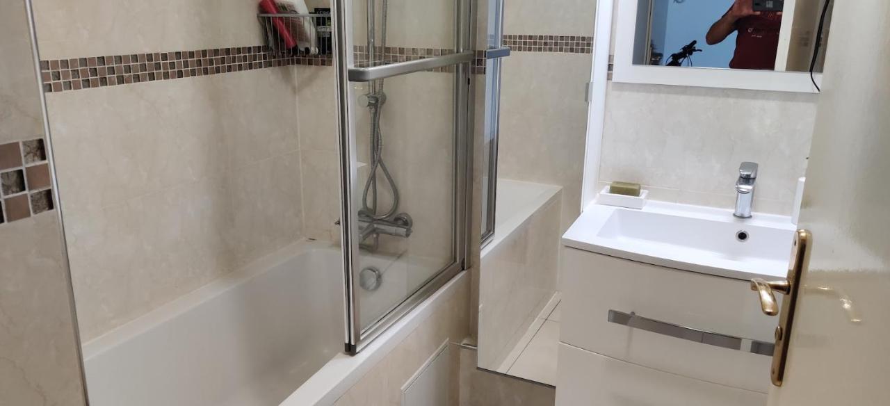 Chambre Chez L'Habitant A 5 Minutes Du Metro อีวรี-ซูร์-แซ็น ภายนอก รูปภาพ